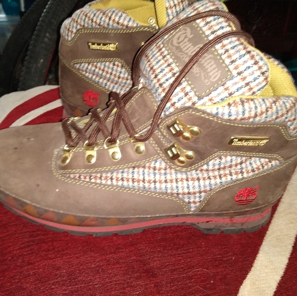 Timberlands nice - Picture 3 of 4